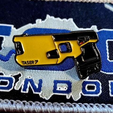 Taser 7 - Pin Badge